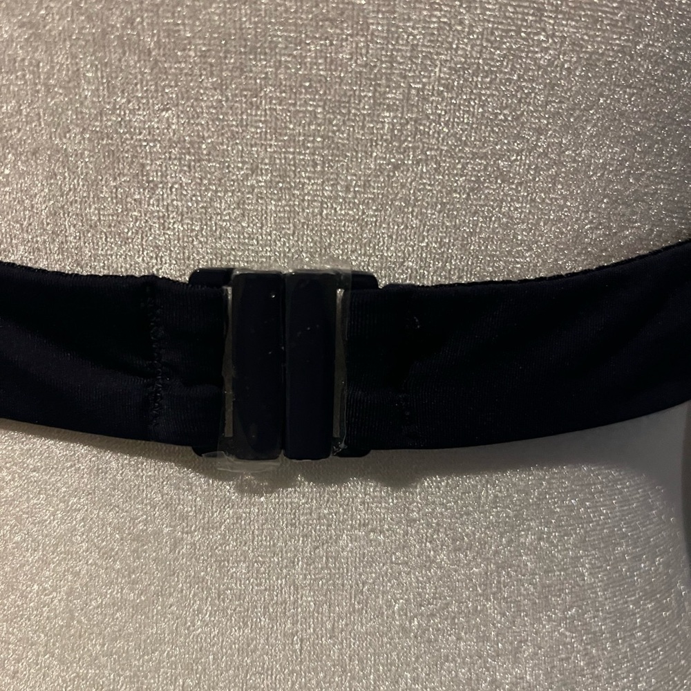 Sea Level Australia NWT Multifit Cross Front Bikini Top 10 swim navy blue - Picture 3 of 8